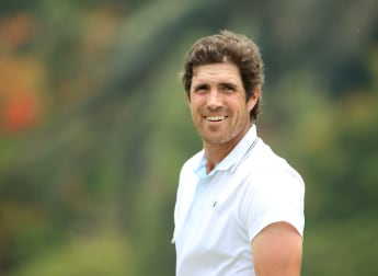 Elvira and Fraser share first-round lead