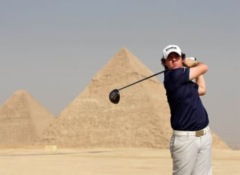Golfing Wonder meets Ancient Wonder