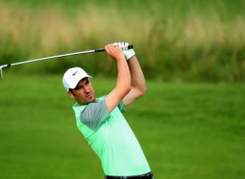 Fisher and Harvey share clubhouse lead