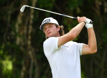 Schott leads at halfway stage in Viterbo