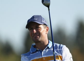 Webster edges ahead as sprint finish looms