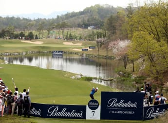 Play-off drama in South Korea