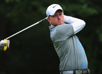 English pair start well