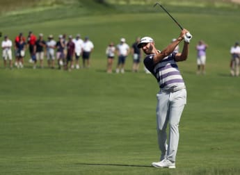 Rose trims Johnson's US Open lead