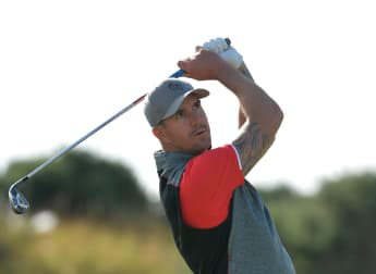 Celebrities gather for new GolfSixes event 