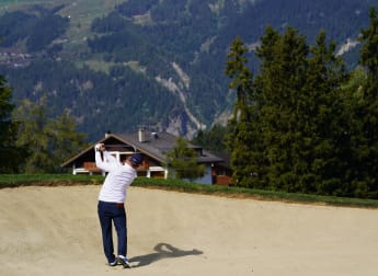 Sullivan makes fast start in Switzerland