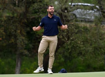 Arnaus shines on home soil