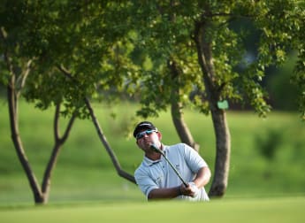 Walters makes early move on Sunday