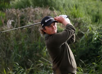 Pepperell takes share of Scotland lead