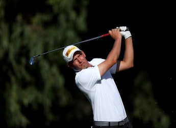 Siem retains lead in Masters pursuit