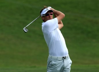 Perfect start for Poulter