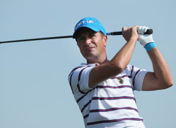 Webster catches Cabrera-Bello as exciting finish beckons