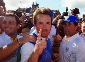 McDowell pays tribute to team-mates