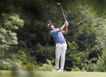 Jarvis goes low to lead in Austria