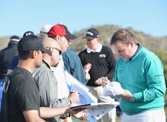 Lowry hoping to scalp McIlroy with a smile