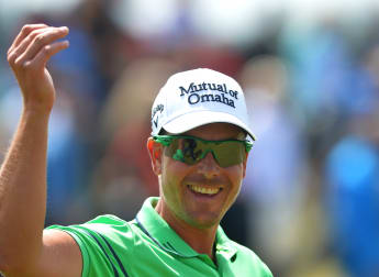 Stenson sets the standard
