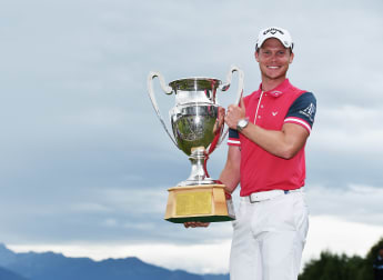 Wonderful Willett wins again