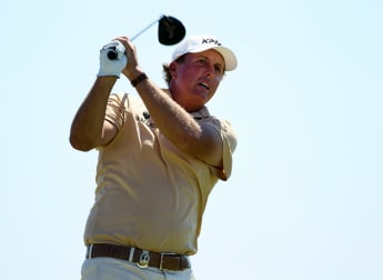 Mickelson leads eight qualifiers for US Ryder Cup team