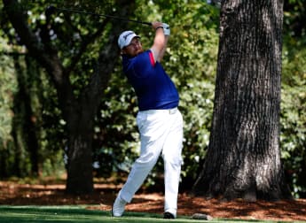 Lowry chasing down Spieth