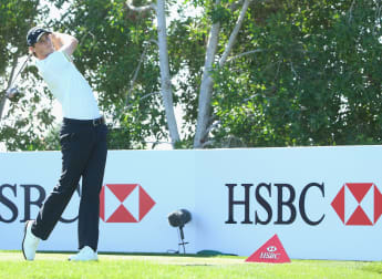 Pieters edges ahead in Abu Dhabi