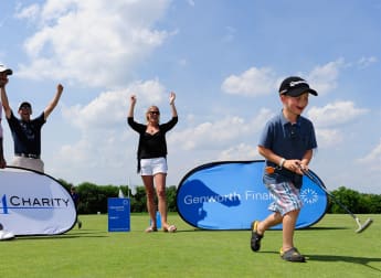 Havret has a Little smile at Putts4Charity