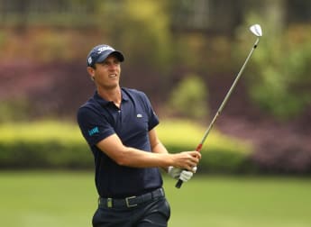 Colsaerts extends lead in China