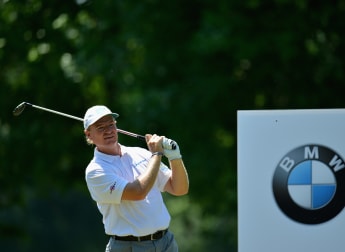 Eagle lands Els May Shot of the Month crown