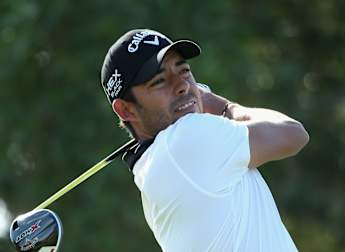 Larrazabal seizes early initiative