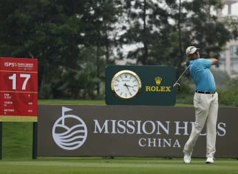 Fowler in fine form in China