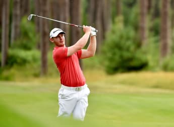 Henry heads the early hunters in Finland