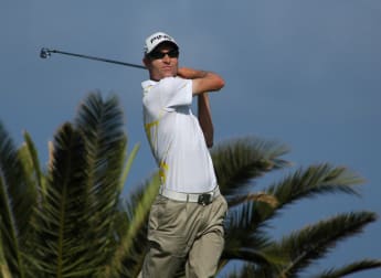 Davies retains four-stroke advantage at Tecina