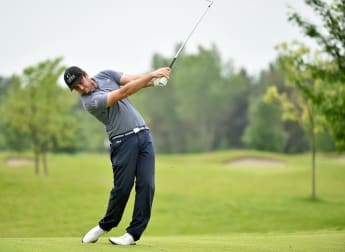 Perrier leads in Czech