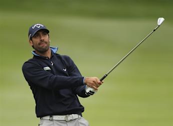 Quiros edges in front