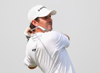 Awesome Aiken builds commanding lead