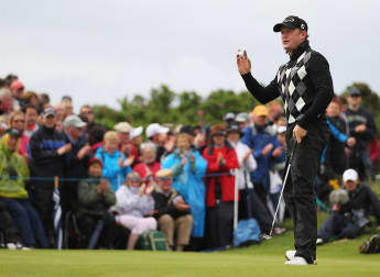 Donaldson on verge of first title