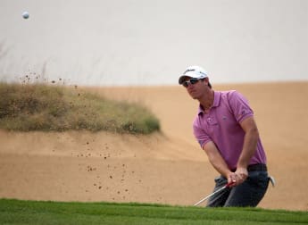 Colsaerts catches Hanson