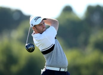 Orrin puts up a fight to retain Swedish lead