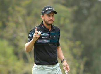 Hanson in the hunt for maiden title