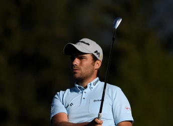 Langasque keeps his cool to share Crans lead