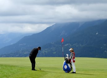 Hend maintains slender lead in Crans