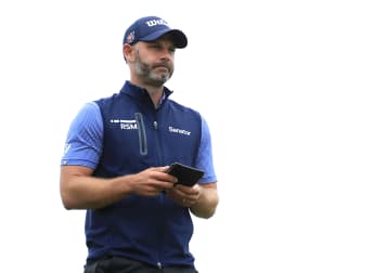 Waring gets his nose in front