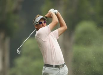 Poulter retains advantage