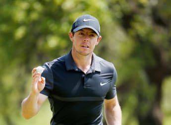 McIlroy in tight battle with Kirk