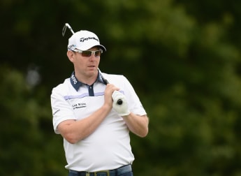 Donaldson stretches advantage