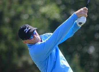 Williams takes narrow Sharjah lead after Thursday morning session