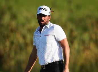 Parry makes early surge