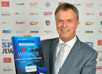 Gary Wolstenholme receives Lifetime Achievement Award