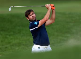 Mad dogs and Englishmen: Webster and Rock in the hunt