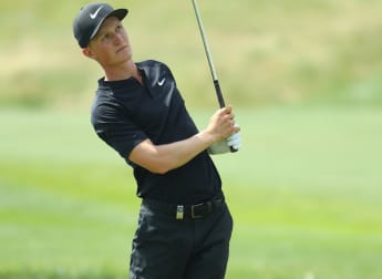 Sensational Kinhult stays ahead in Paris