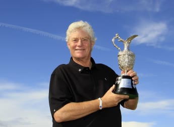 Volunteers club together to support Senior Open